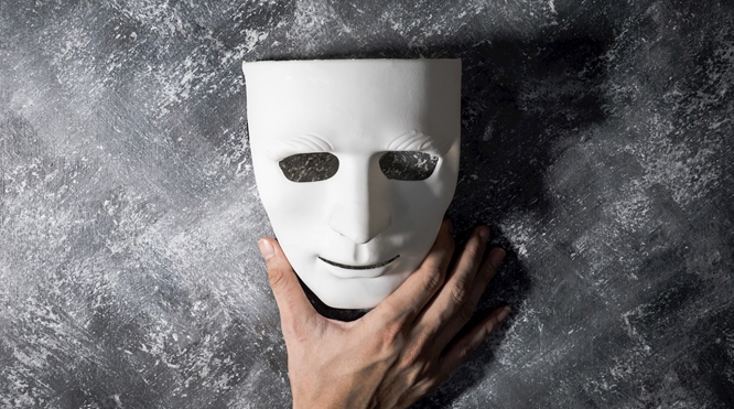 Faking emotions can help bad bosses get ahead