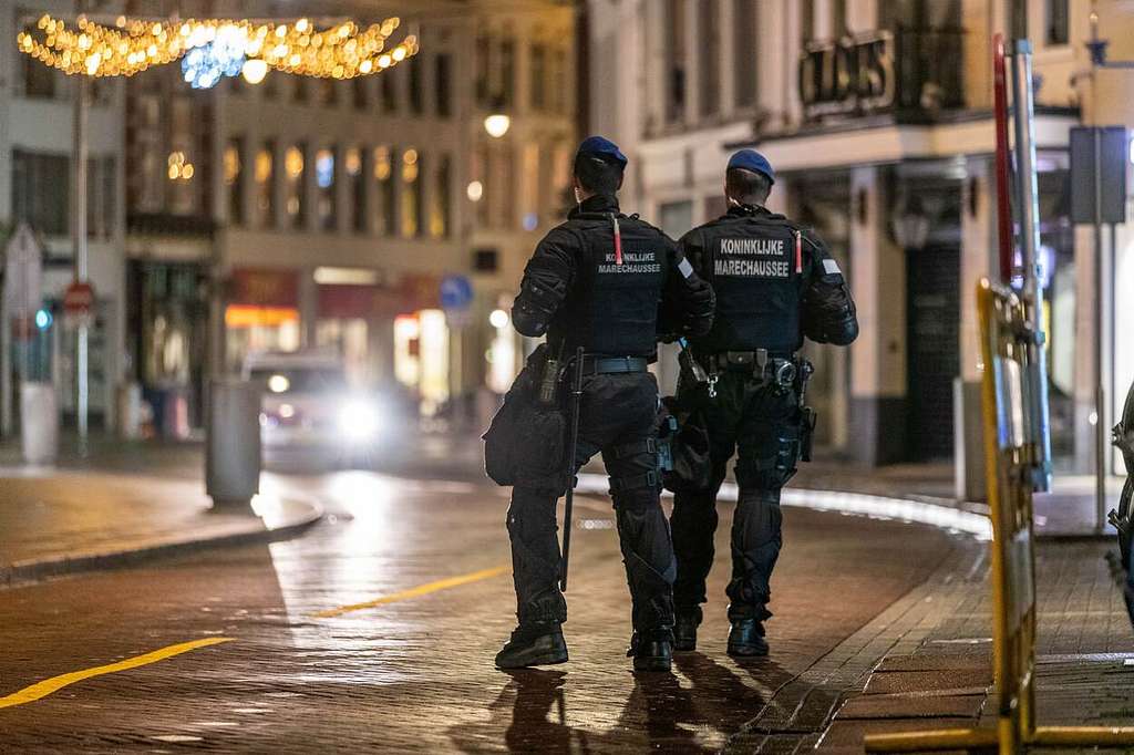 Emotional job demands and the evolution of sympathy in the workplace