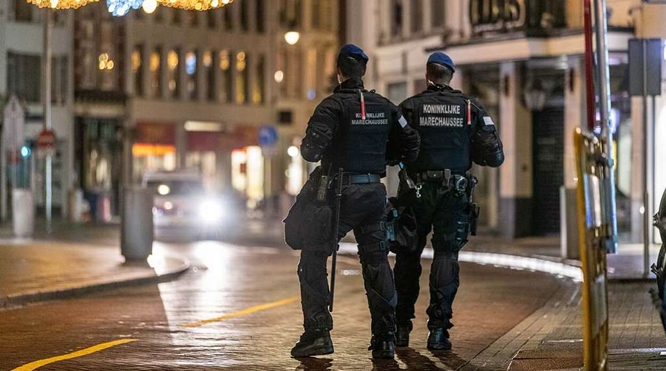 Emotional job demands and the evolution of sympathy in the workplace